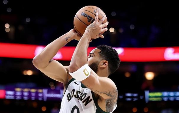  塔图姆连续七场比赛得分超过连败，C9挑战极限！-开云网站入口官网